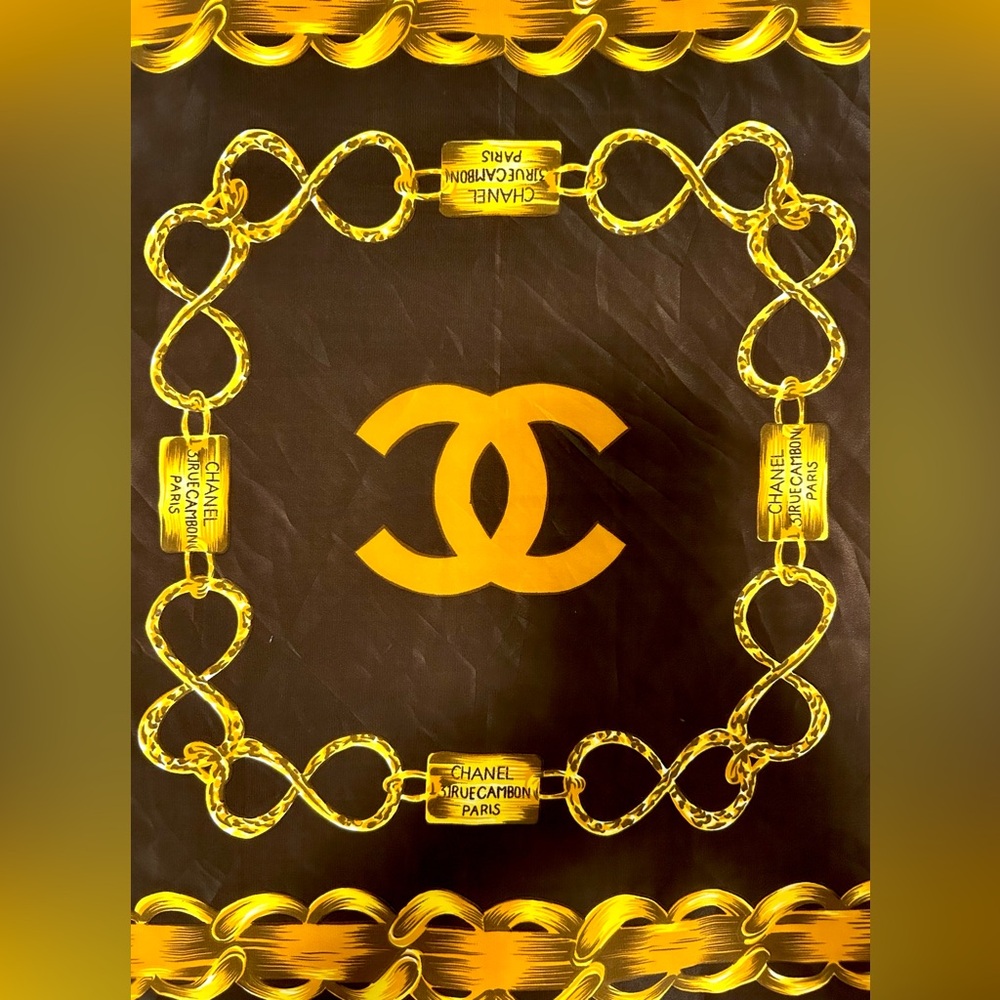 CHANEL Brown and Gold Chain Motif Scarf - Picture 4 of 4